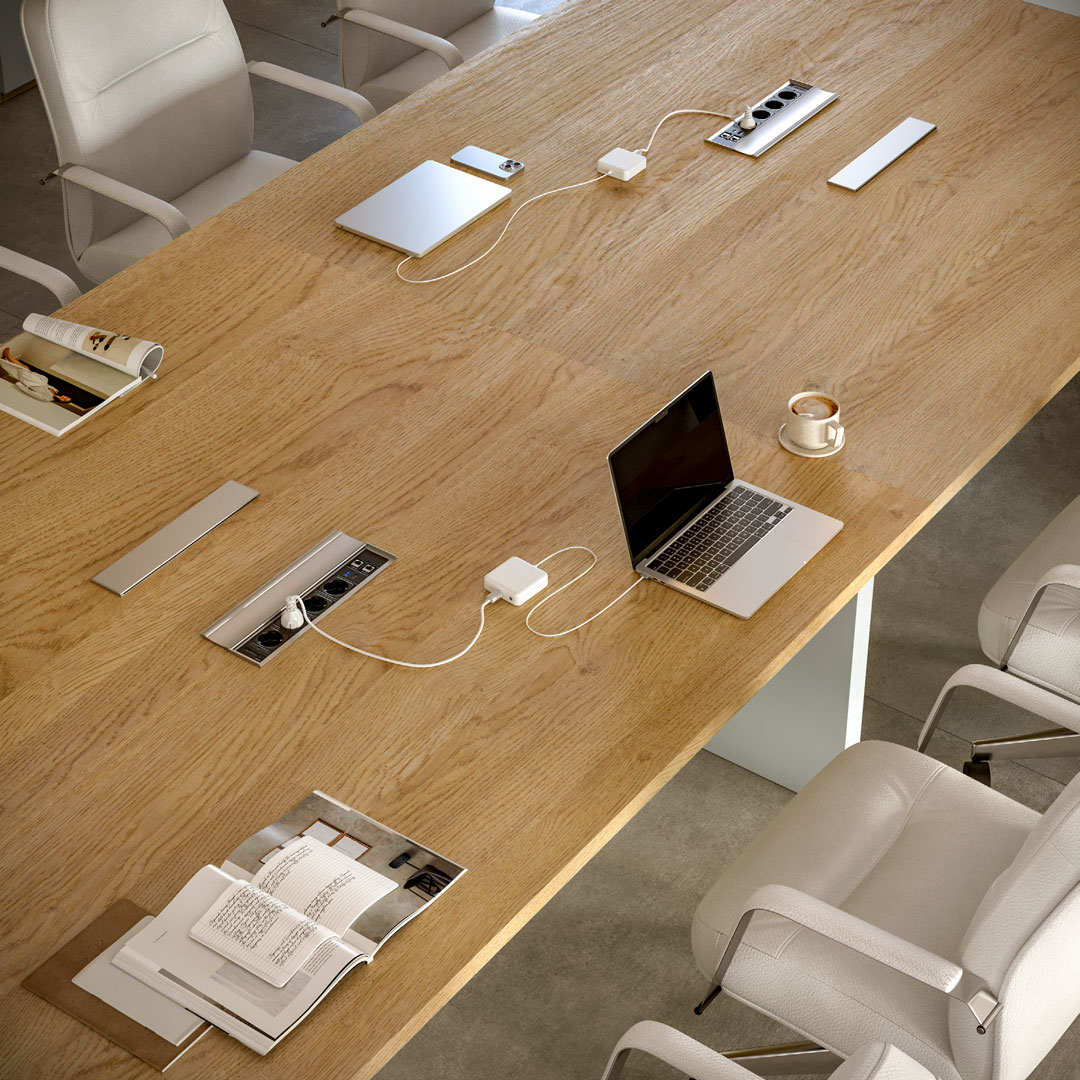 <strong>Built-in</strong> multi-socket